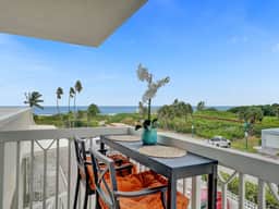 Oceanfront Condo on the Shores of the Palm Beaches - Image 3