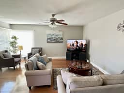 Charming family home in a quiet neighborhood of Burbank: Greenview - Image 5