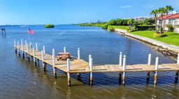 Waterfront Palm Beach Escape: Piper - Image 4