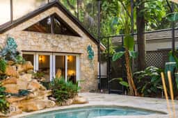 Secluded High End Luxury Pool Escape in The Grove - Image 2