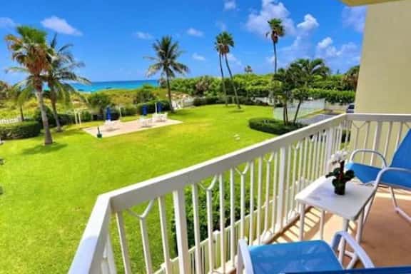 Stunning Views - Beachfront Pool Condo - Coral Blue - Image 1