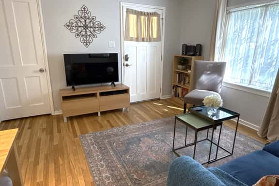 Beautiful Bungalow - Near Old Town & PCC - The Deodora - Image 1