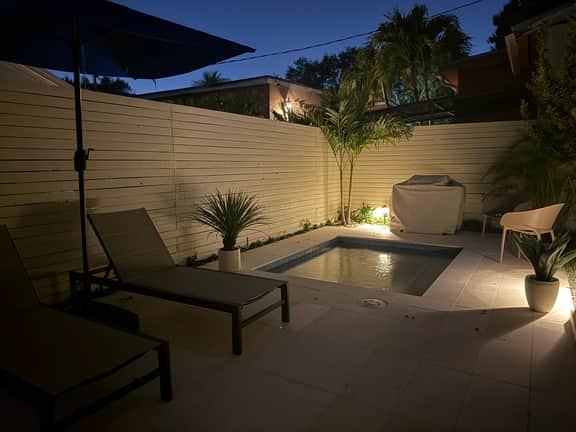 Stylish two-bedroom home in Buena Vista with private spa - Image 4