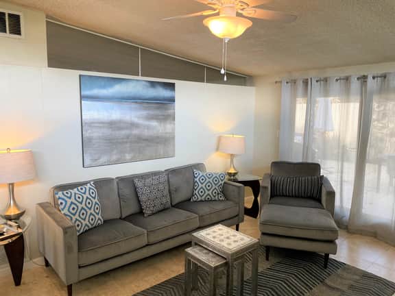 Lovely 2-bedroom mountain getaway – Only minutes to Old Town Pasadena. - Image 2