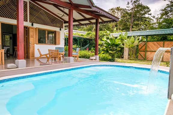 2 Pools, Walk to Beach 4 BR-4BR Spacious & Modern: Las Palmas - Image 2