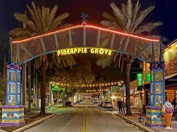 Best Spa in Delray - Beach, Art District, Restaurants - Marlow House - Image 4